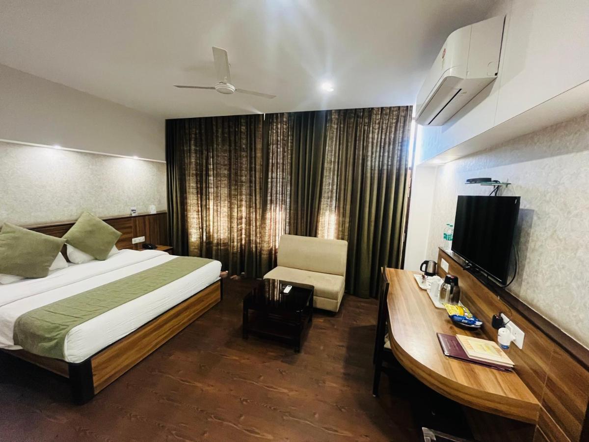Hotel The Great Ganga Ришикеш Экстерьер фото