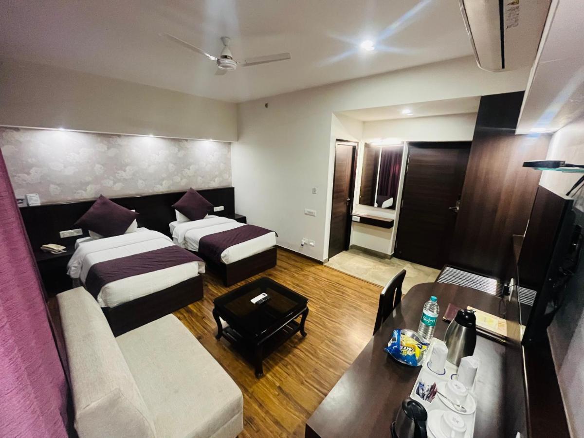 Hotel The Great Ganga Ришикеш Экстерьер фото